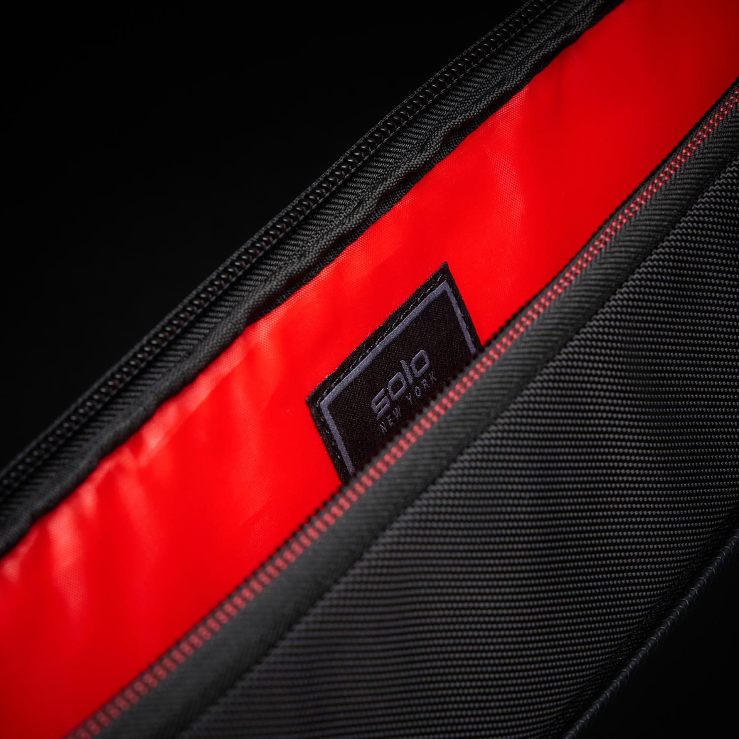Solo Caliber Sleeve - Up to 15.9-inch Laptops (Black) - Image 2